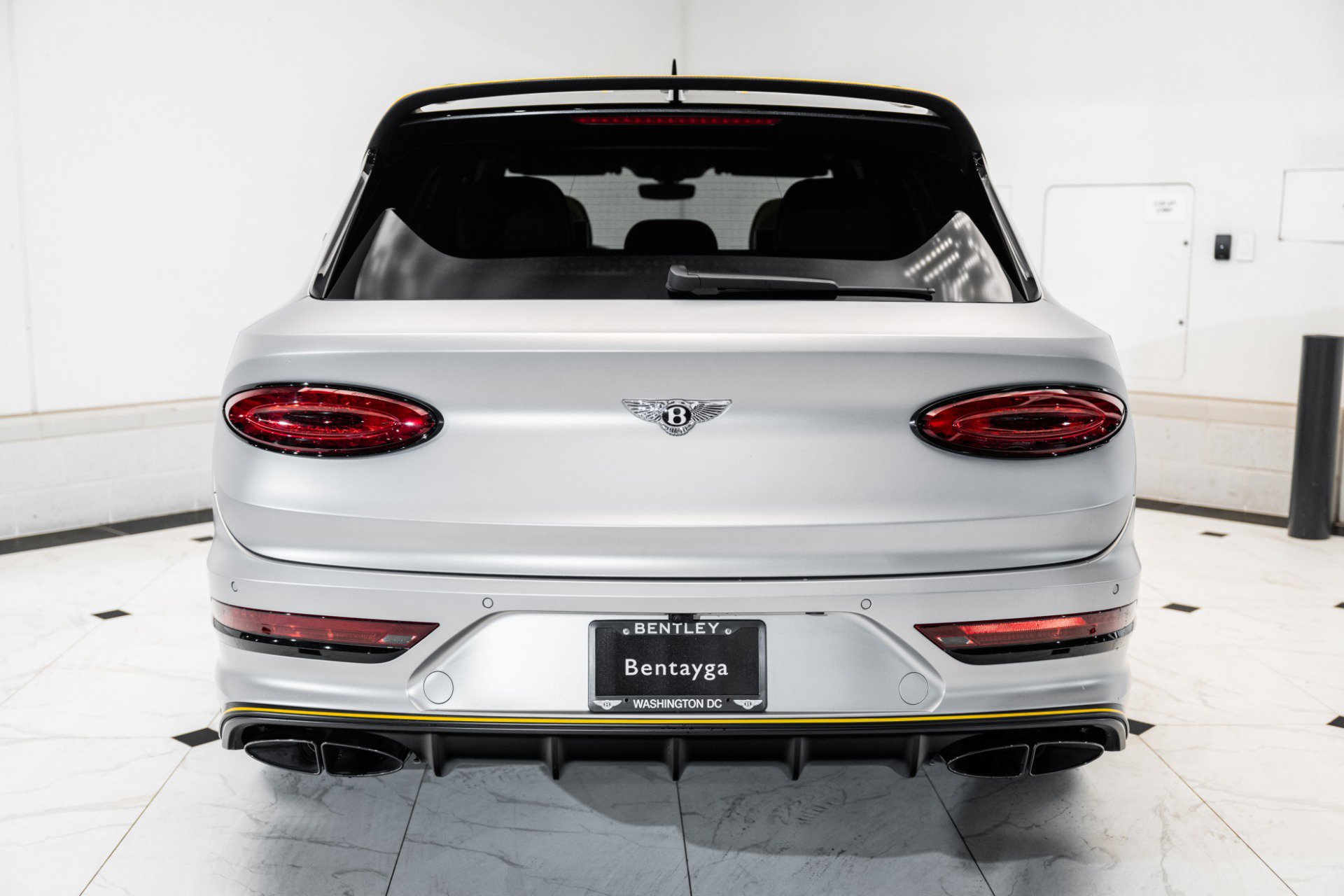 New 2025 Bentley Bentayga image 10