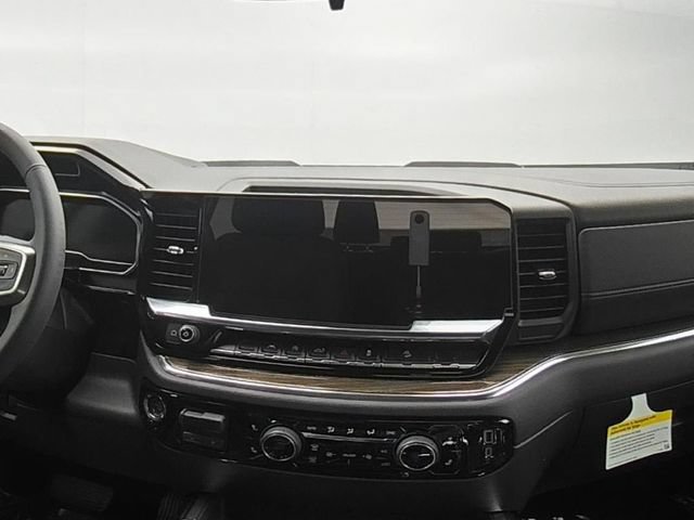 Used 2024 Chevrolet Silverado 1500 LT Trail Boss AWD/4WD image 24