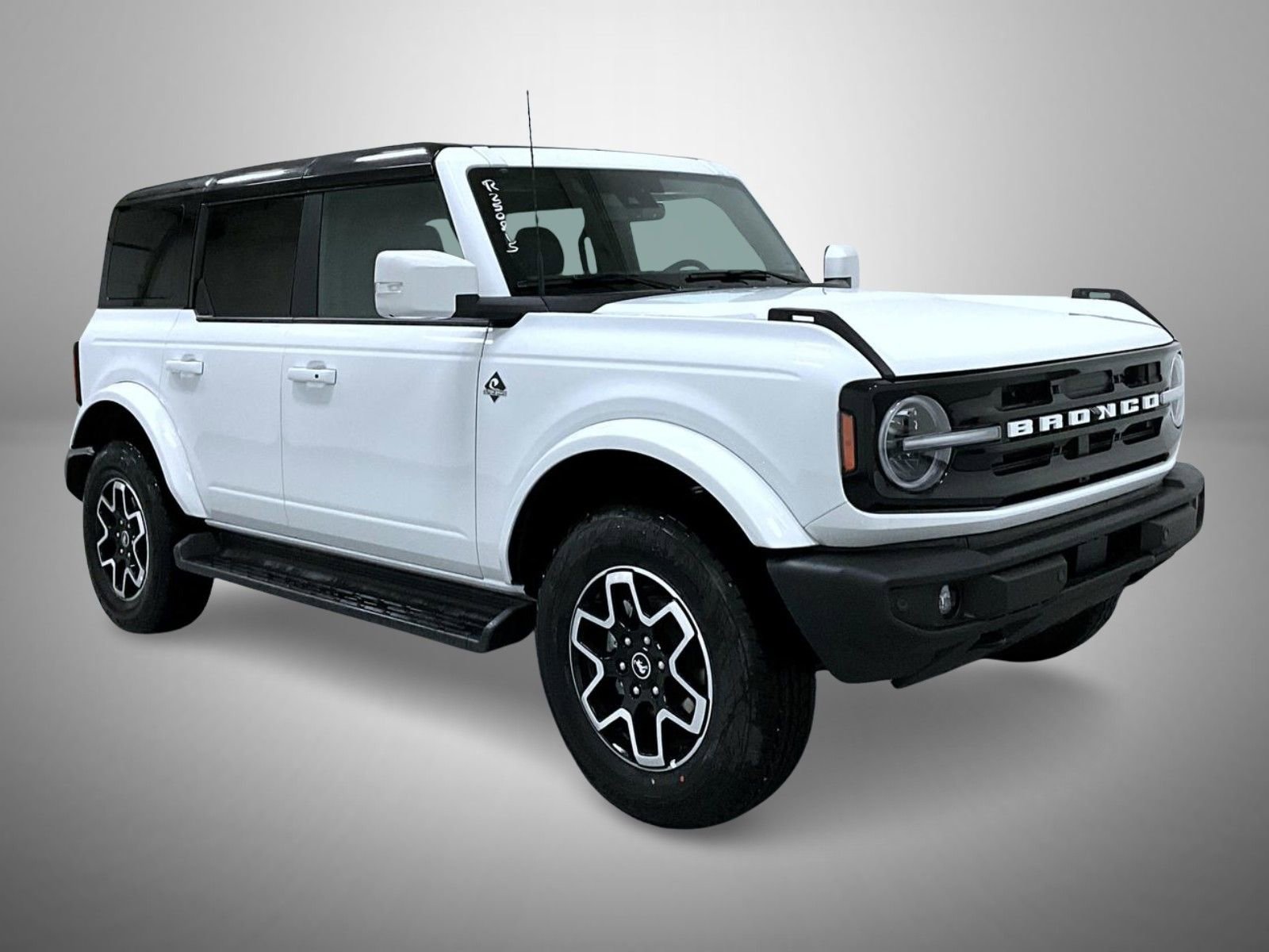 New 2025 Ford Bronco Outer Banks image 3
