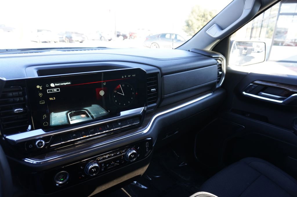 Used 2023 GMC Sierra 1500 Elevation image 19