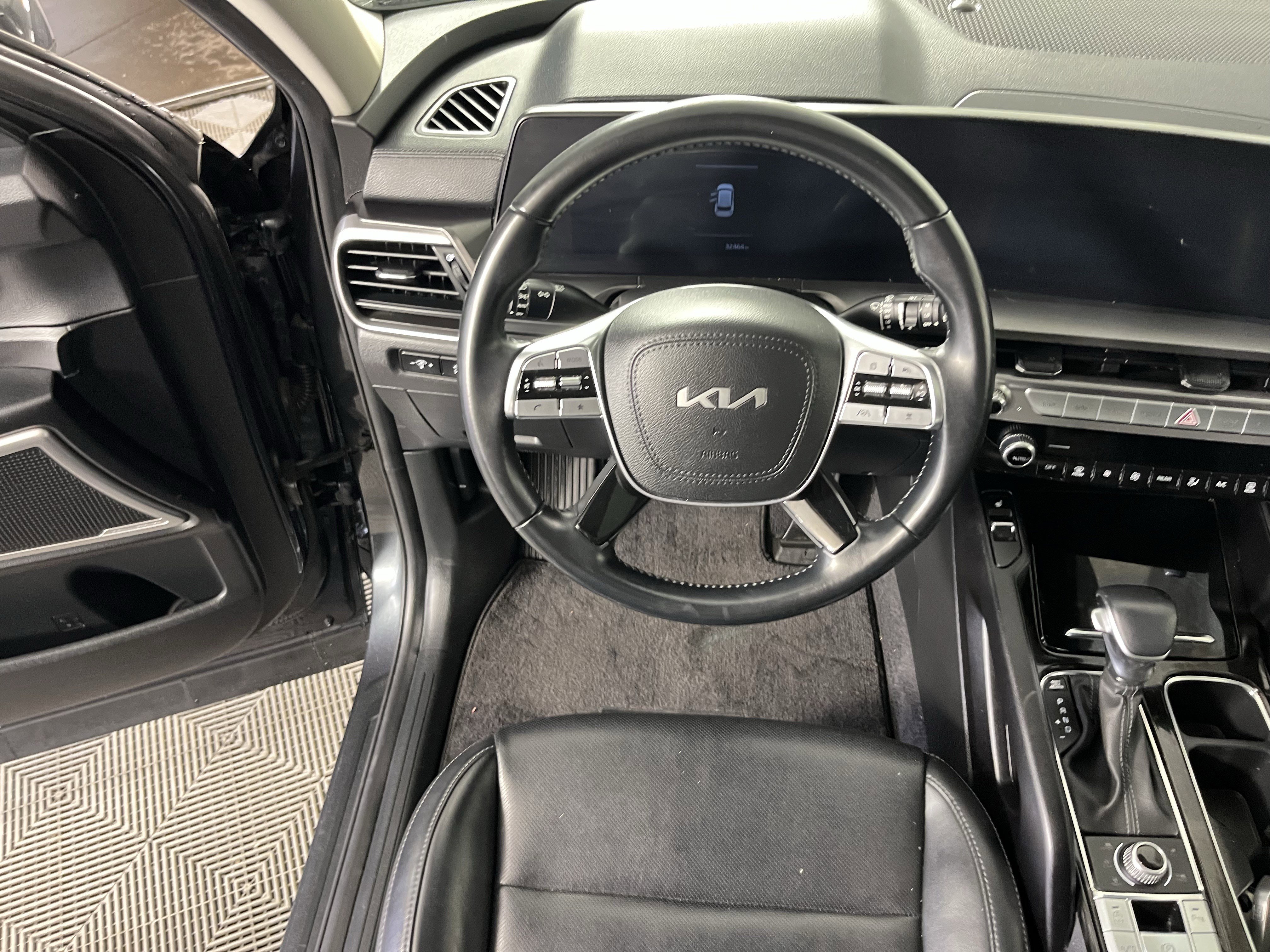 Used 2024 Kia Telluride S w/ S Sunroof Package AWD/4WD image 10