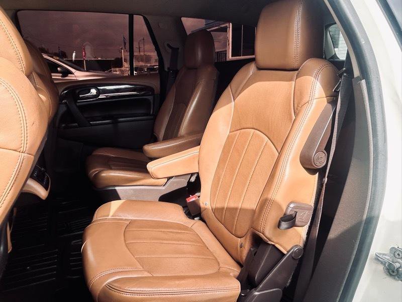 Used 2014 Buick Enclave Leather w/ Trailering Provision Package FWD image 11