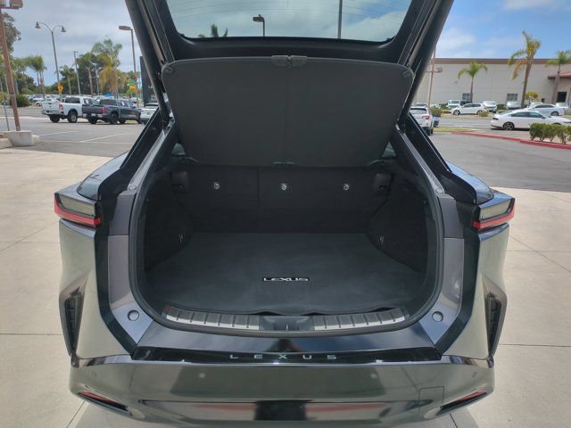 Used 2024 Lexus RZ 300e Premium FWD image 31