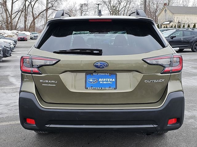 Used 2024 Subaru Outback Premium image 5