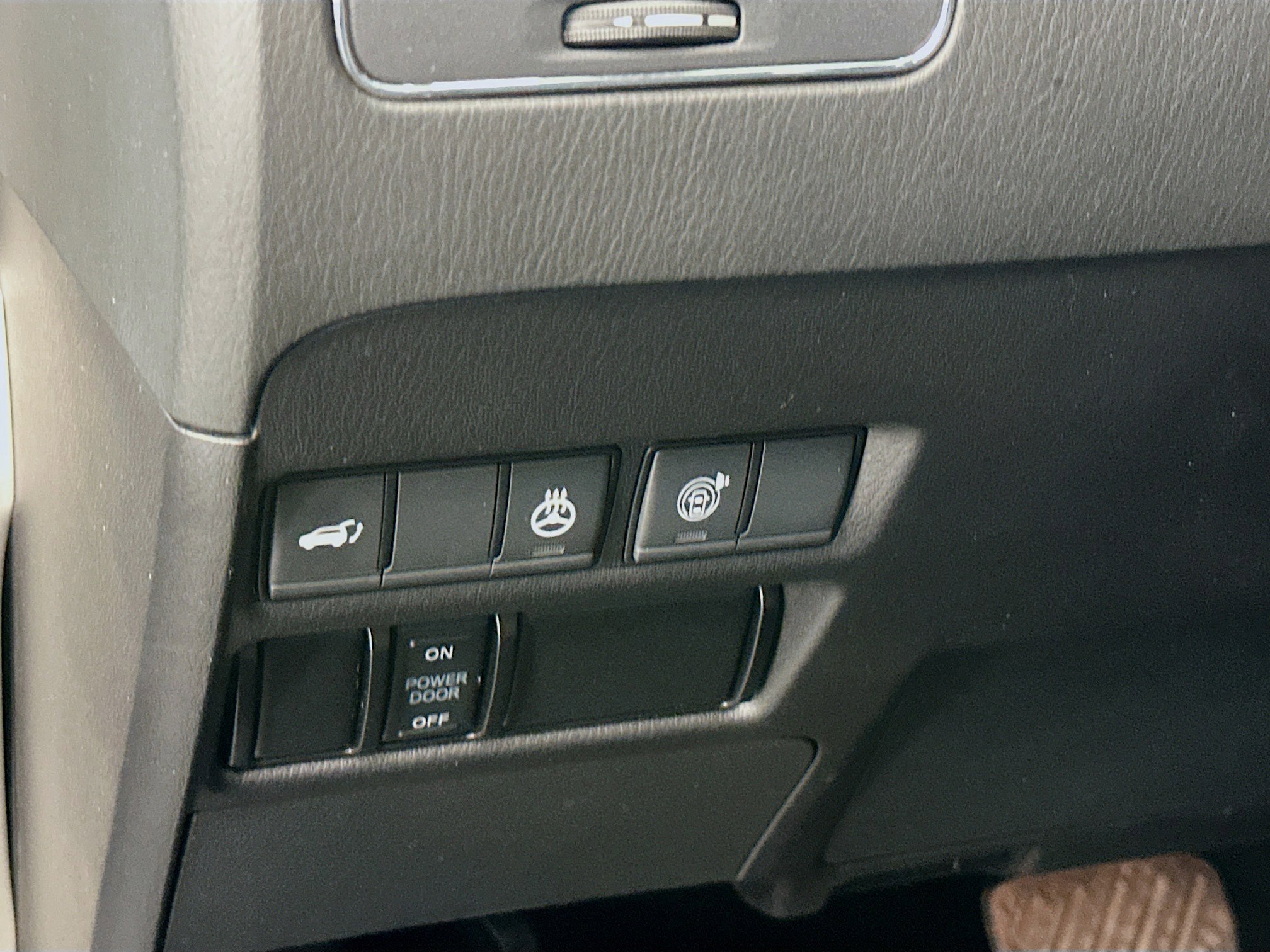 Used 2024 Nissan Armada SL image 17