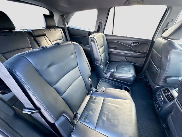 Used 2021 Honda Pilot Touring image 29