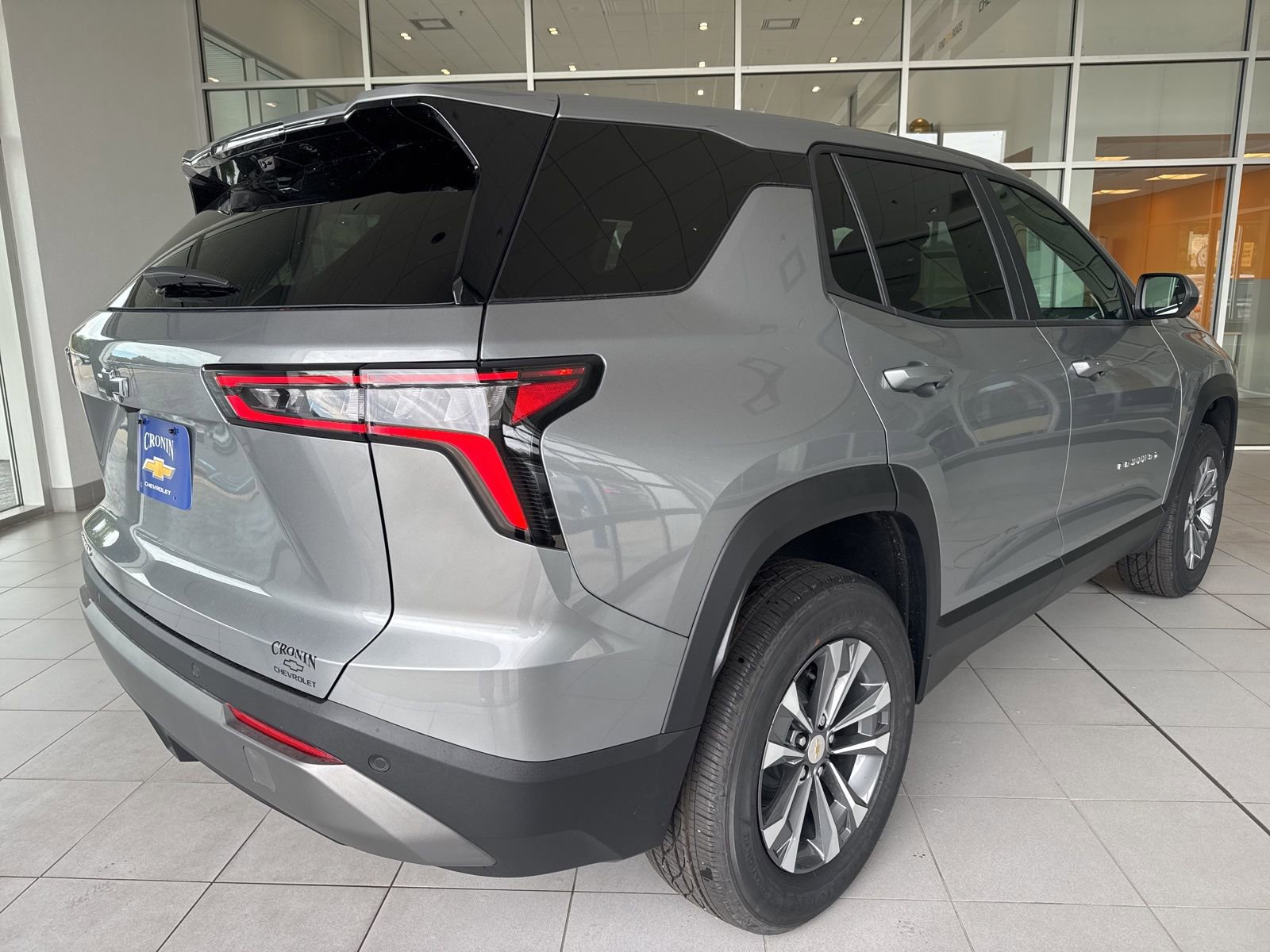 New 2026 Chevrolet Equinox LT w/ Convenience Package II image 6