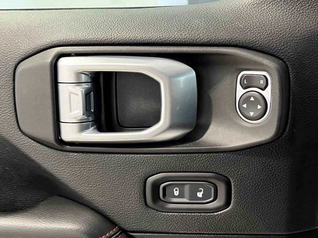 Used 2020 Jeep Wrangler Unlimited Rubicon image 35