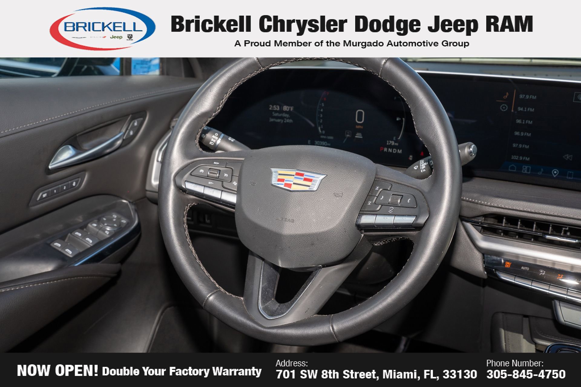 Used 2025 Cadillac XT4 Premium Luxury FWD image 21