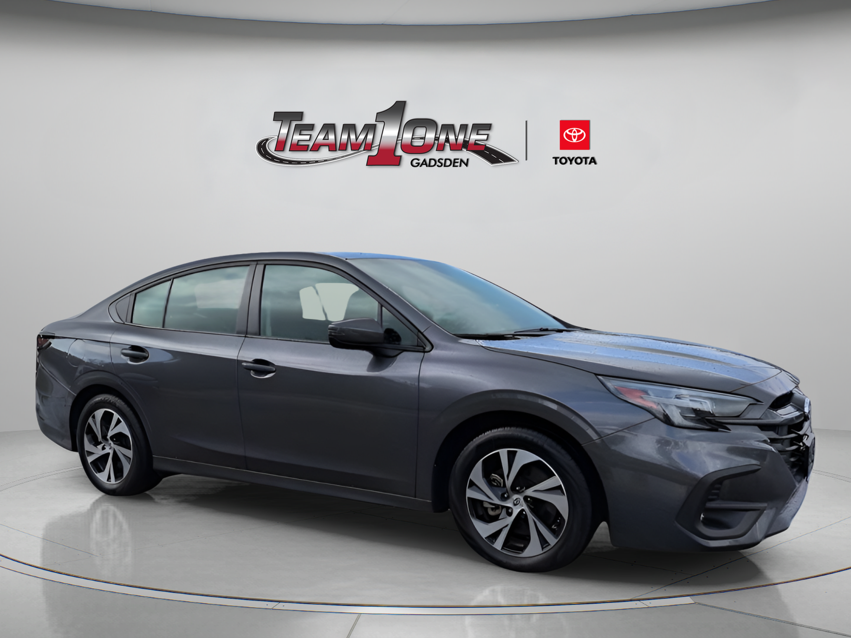 Used 2025 Subaru Legacy Premium AWD/4WD image 2