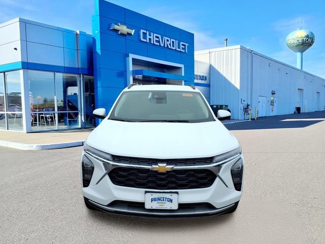 New 2026 Chevrolet Trax LT w/ Driver Confidence Package image 9