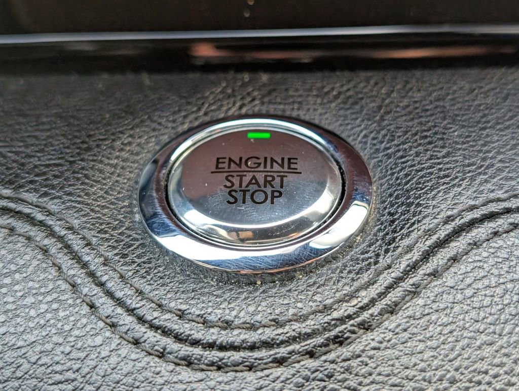 Used 2020 Lincoln Navigator L Reserve w/ Equipment Group 208A Reserve image 29