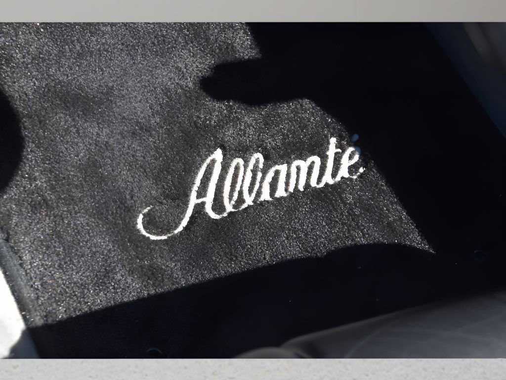 Used 1990 Cadillac Allante Base FWD image 33