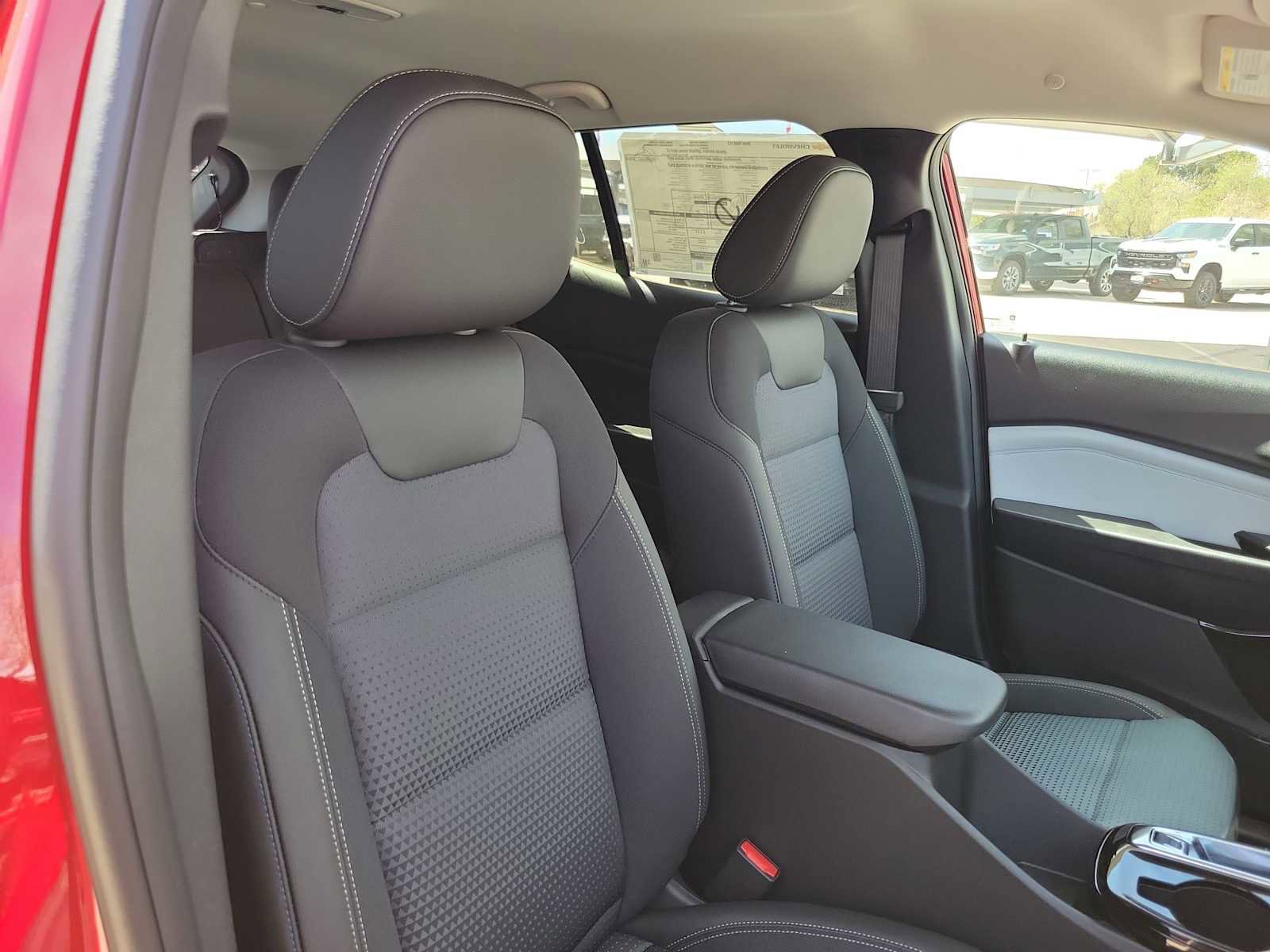 New 2026 Chevrolet Trax LT w/ Driver Confidence Package FWD image 18