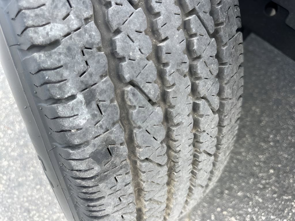 Used 2023 GMC Savana 2500 w/ Driver Convenience Package image 26