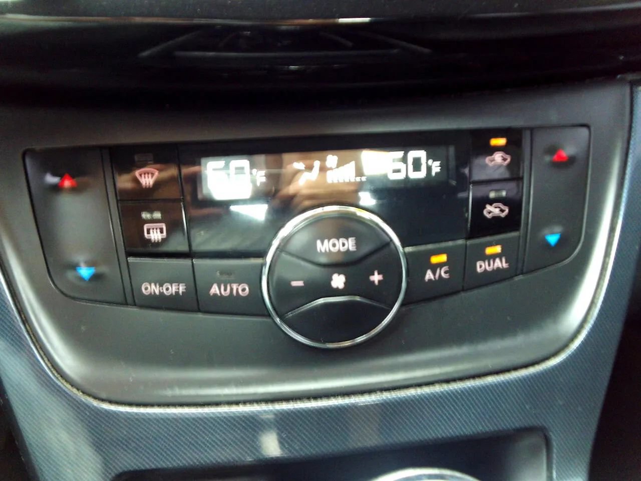 Used 2019 Nissan Sentra SR FWD image 19