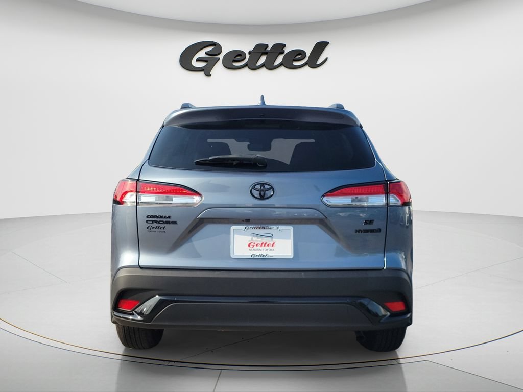Used 2024 Toyota Corolla Cross AWD Hybrid image 6