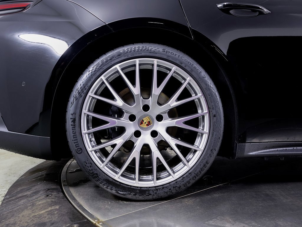 New 2025 Porsche Panamera 4 image 20
