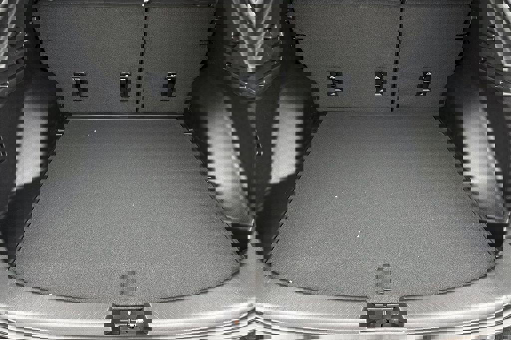 New 2026 Chevrolet Equinox EV LT w/ LPO, Blackout Package image 15