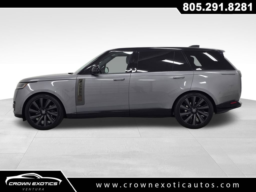 Used 2024 Land Rover Range Rover SV AWD/4WD image 4