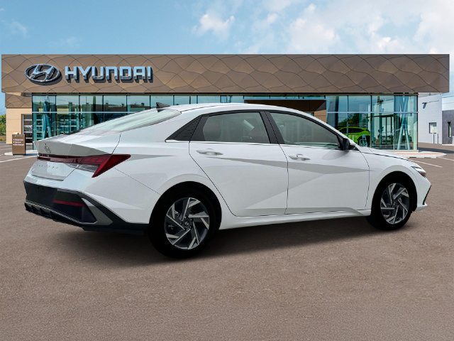 New 2025 Hyundai Elantra SEL FWD image 8