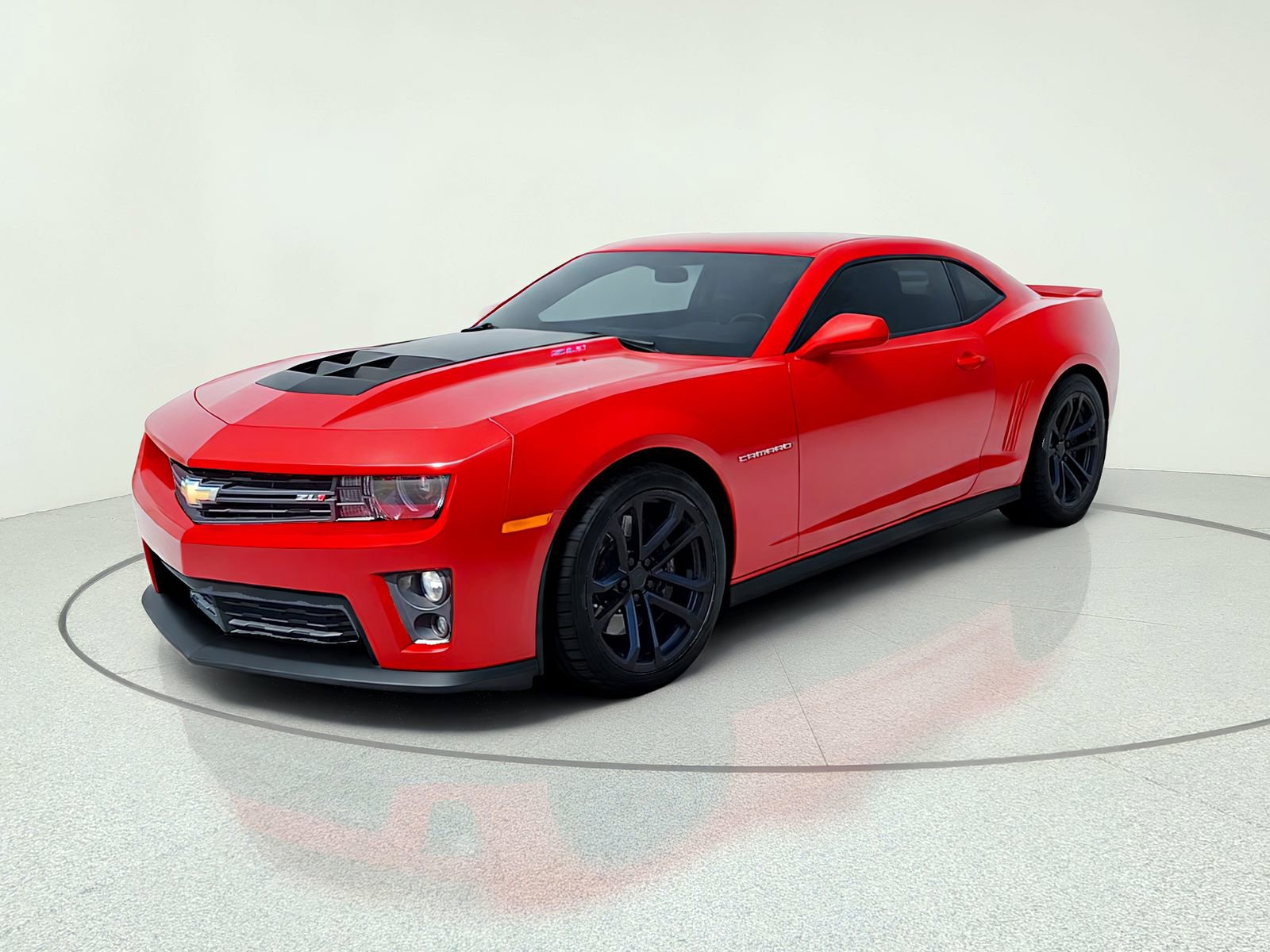Used 2015 Chevrolet Camaro ZL1 RWD video 2