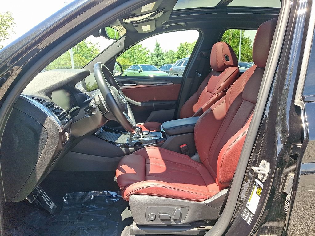Used 2024 BMW X3 xDrive30i w/ M Sport Package AWD/4WD image 14