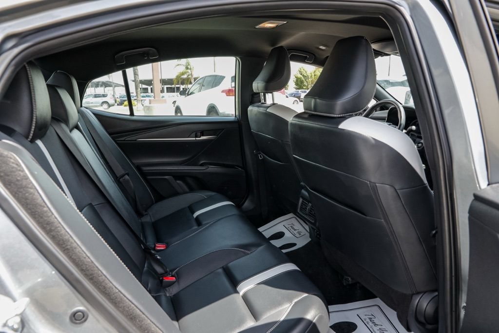Used 2025 Toyota Camry SE FWD image 24