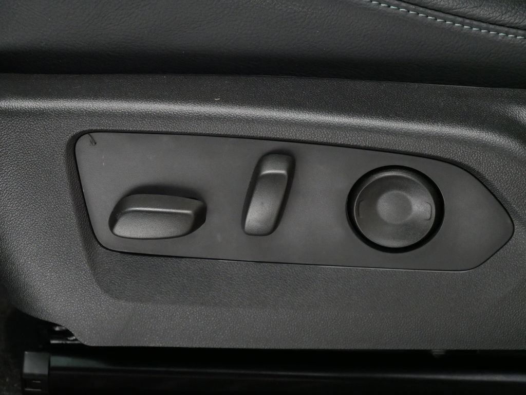 New 2026 GMC Canyon Elevation w/ Convenience Package AWD/4WD image 13