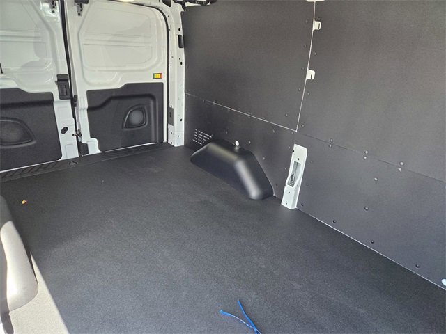 New 2025 Ford Transit 250 148 Medium Roof image 19