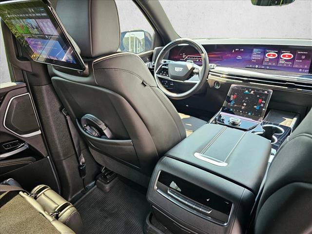 Used 2025 Cadillac Escalade Sport w/ Touring Package AWD/4WD image 17