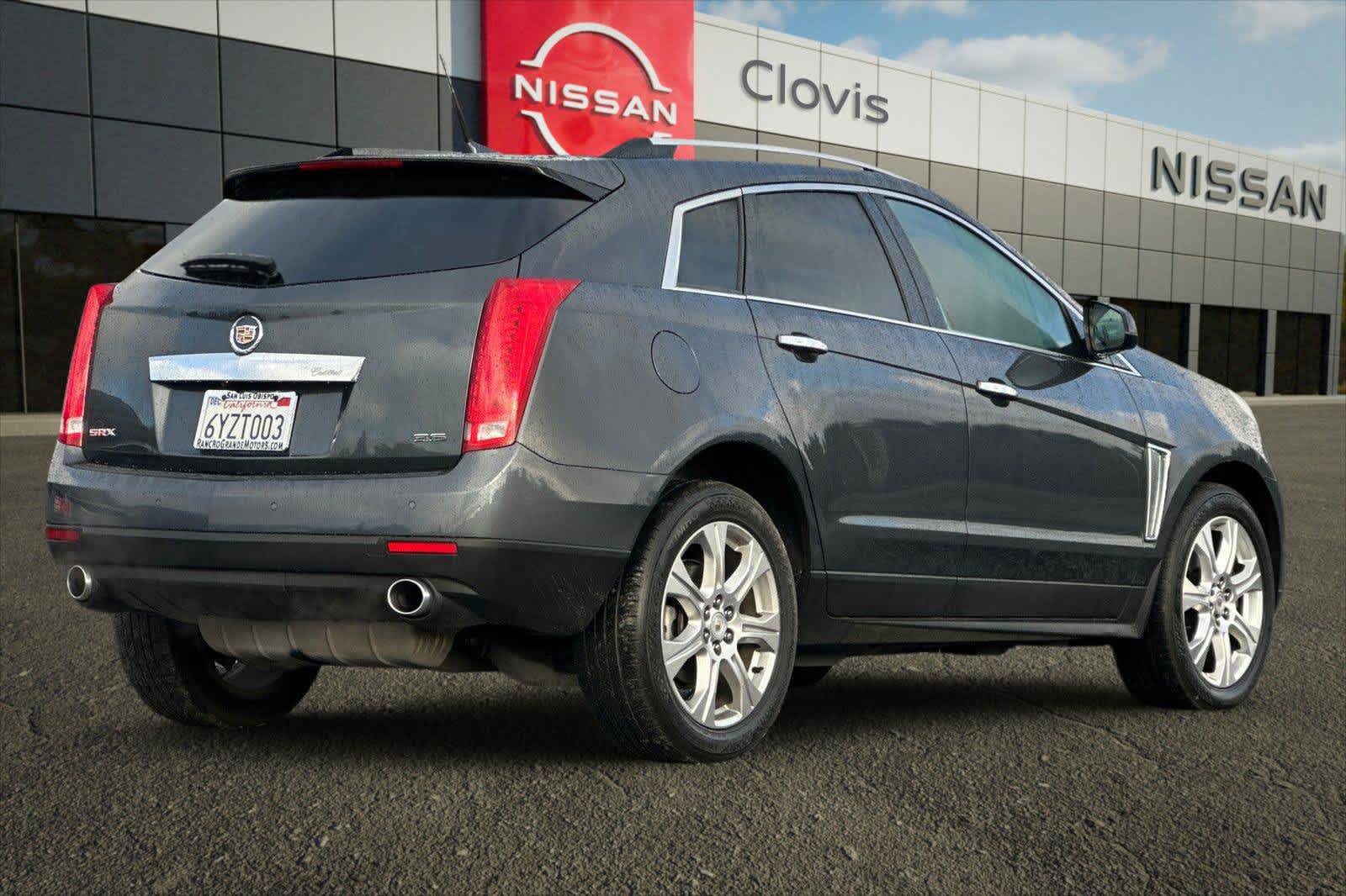 Used 2013 Cadillac SRX Performance FWD image 2
