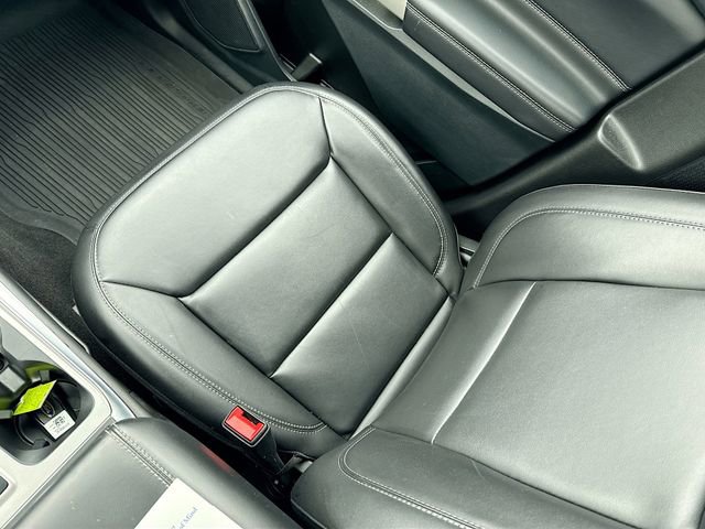 Certified 2023 Ford Explorer XLT w/ Equipment Group 202A image 24