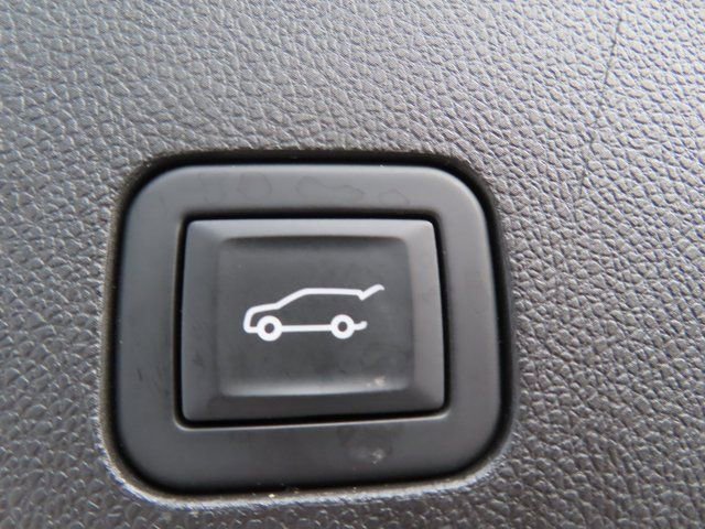 Used 2021 Cadillac Escalade Premium Luxury image 47