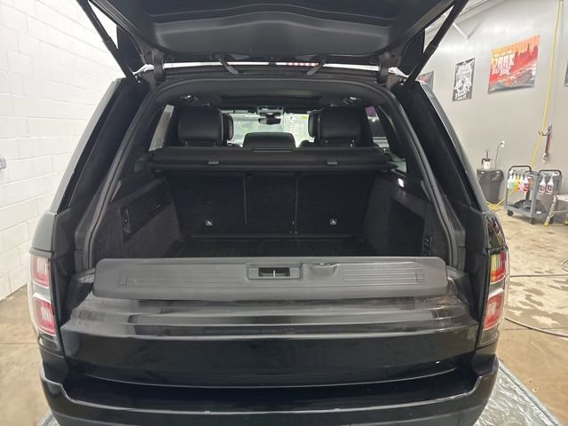 Used 2019 Land Rover Range Rover HSE image 19