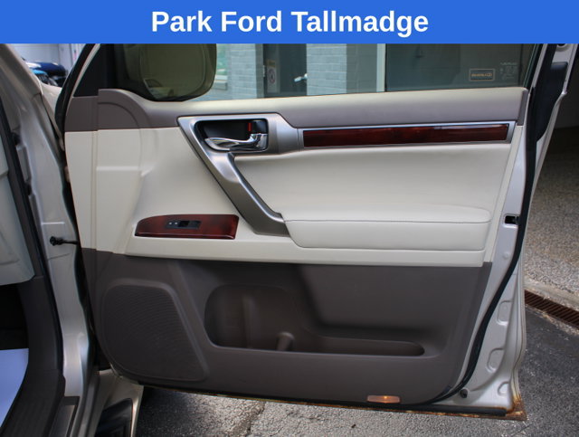Used 2013 Lexus GX 460 w/ Comfort Plus Pkg AWD/4WD image 19