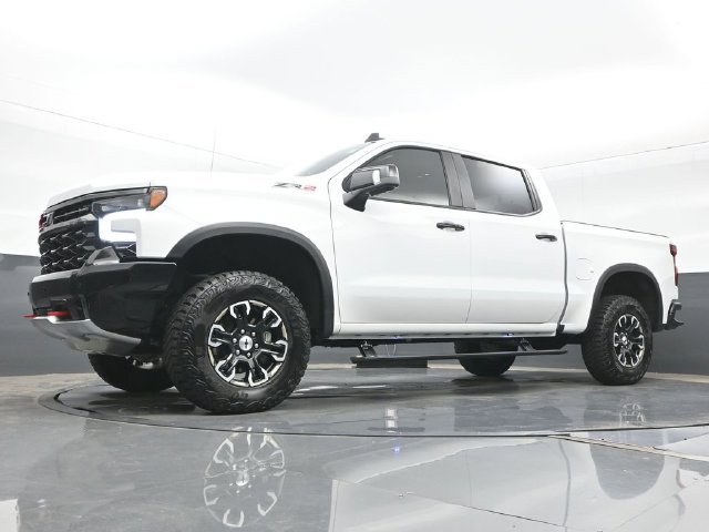 Used 2025 Chevrolet Silverado 1500 ZR2 w/ Technology Package AWD/4WD image 23