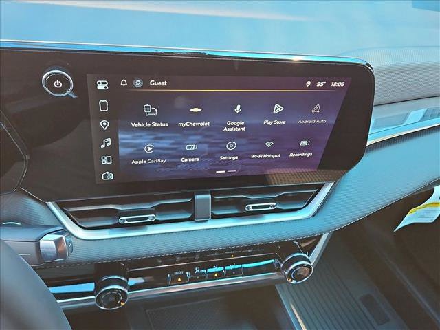 New 2027 Chevrolet Equinox LT w/ Safety and Technology Package FWD image 12