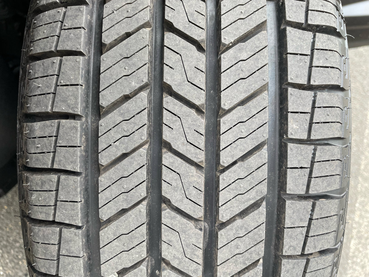 Used 2015 Land Rover LR2 HSE image 35