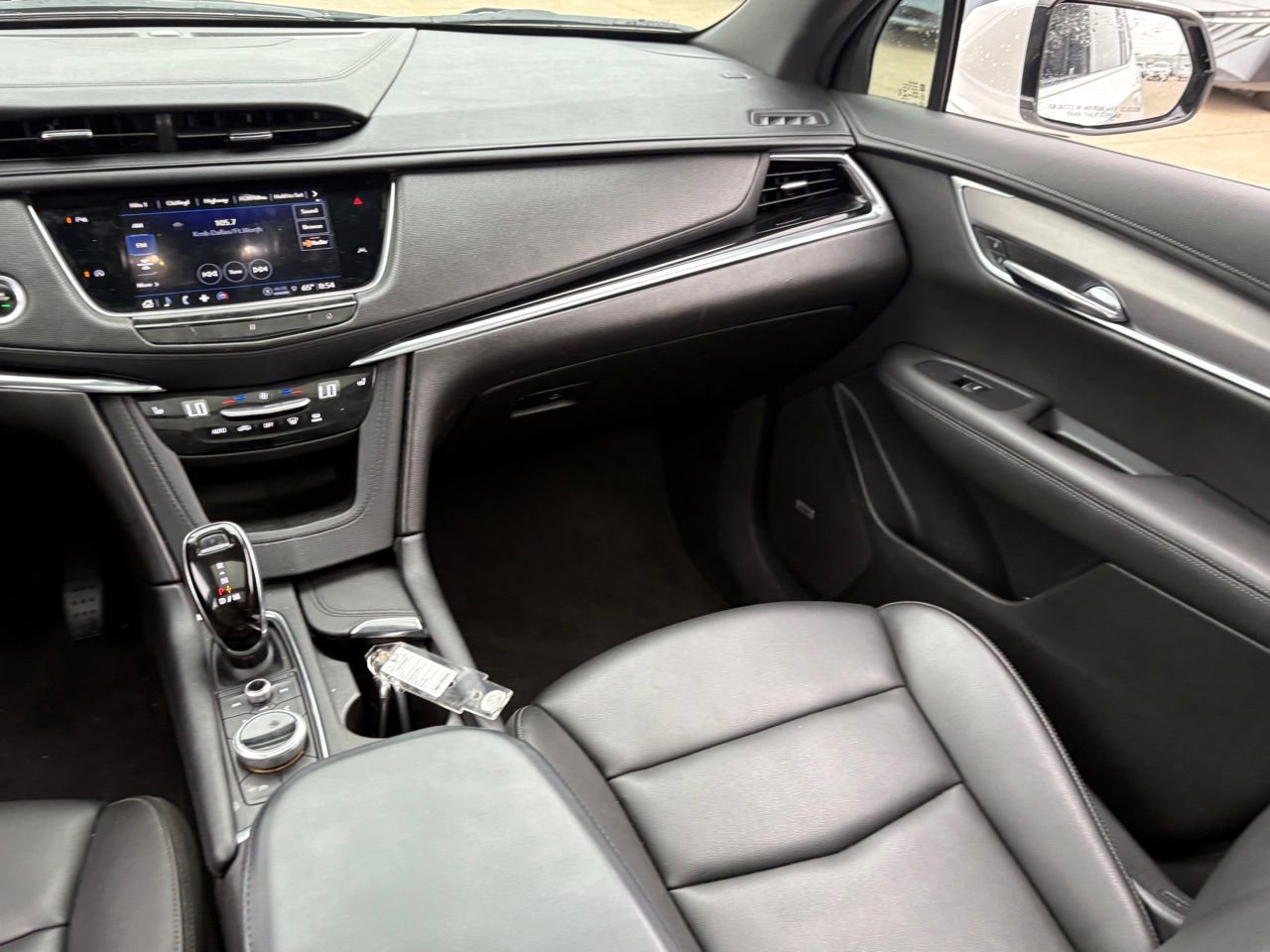 Used 2021 Cadillac XT6 Luxury image 14