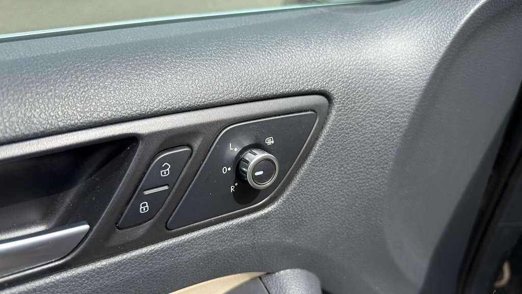 Used 2013 Volkswagen Jetta TDI image 18