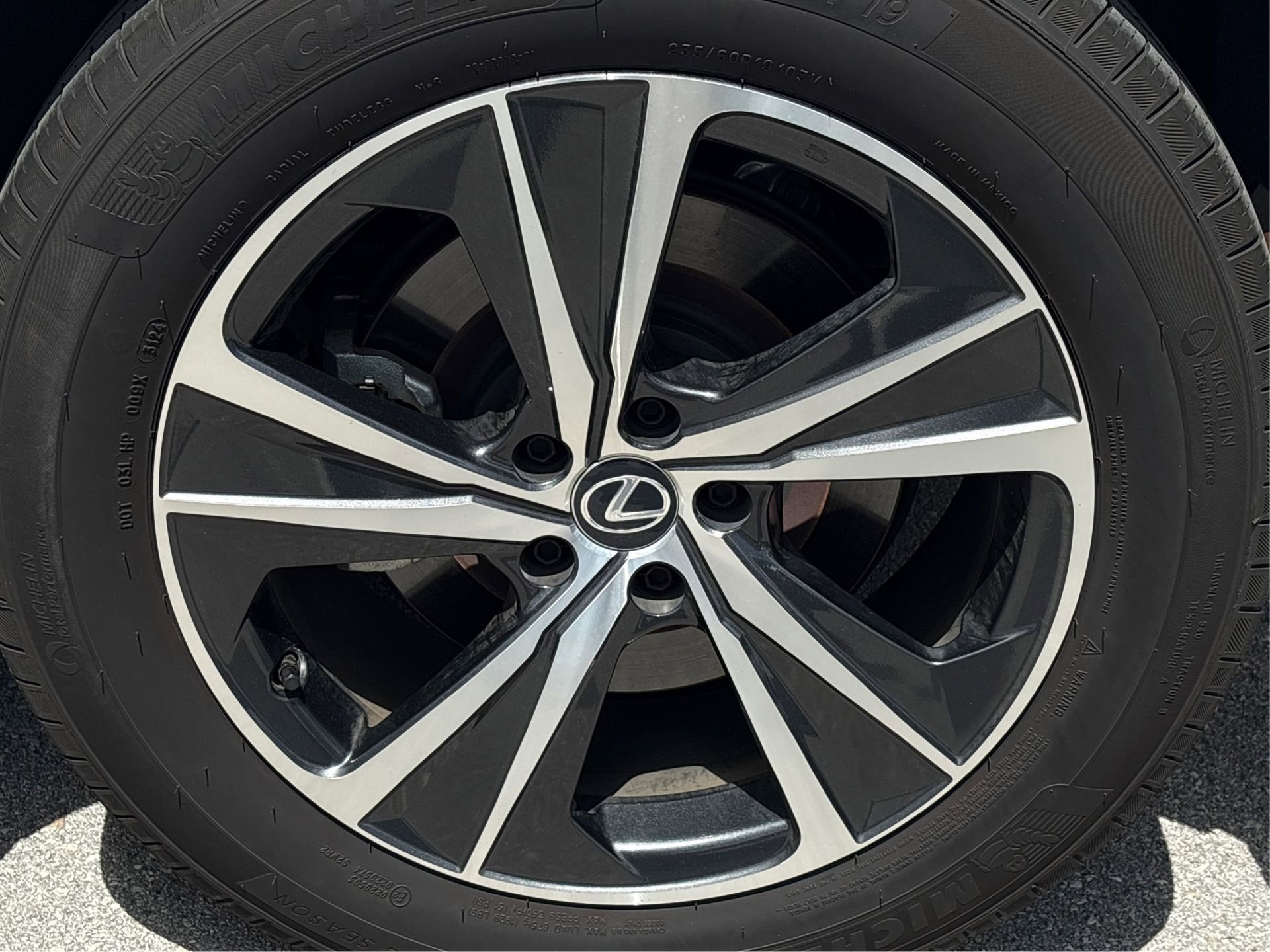 Used 2025 Lexus RX 350 FWD w/ Technology Package image 13