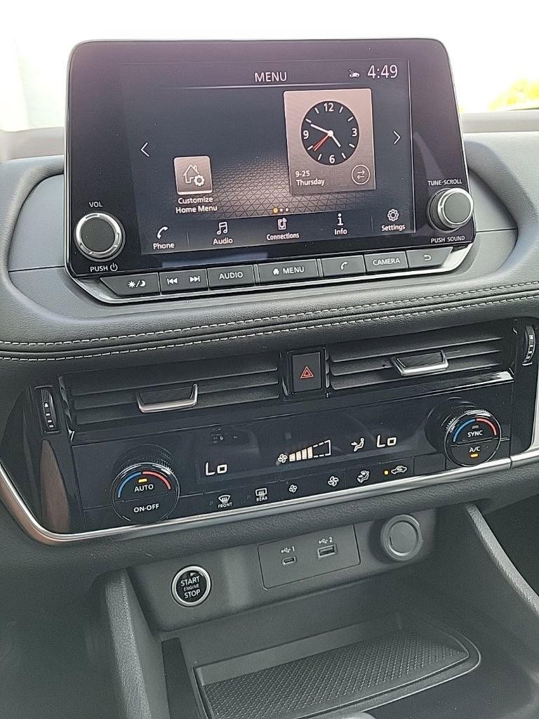 Certified 2022 Nissan Rogue SV image 27