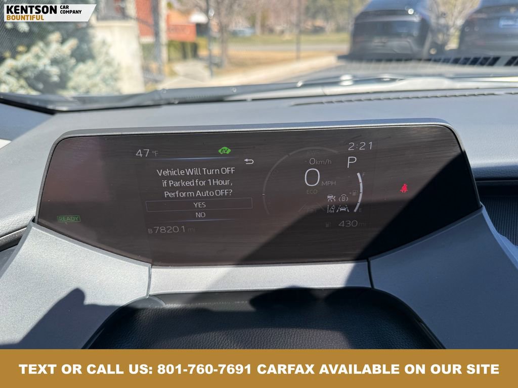 Used 2025 Toyota Prius LE image 16