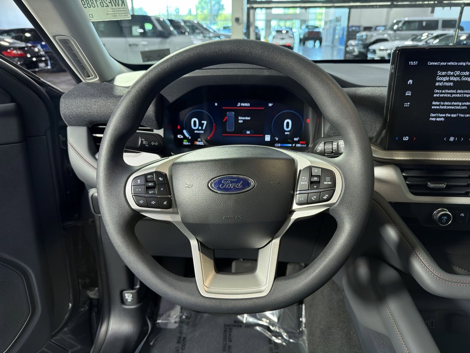 Used 2026 Ford Explorer Active AWD/4WD image 29