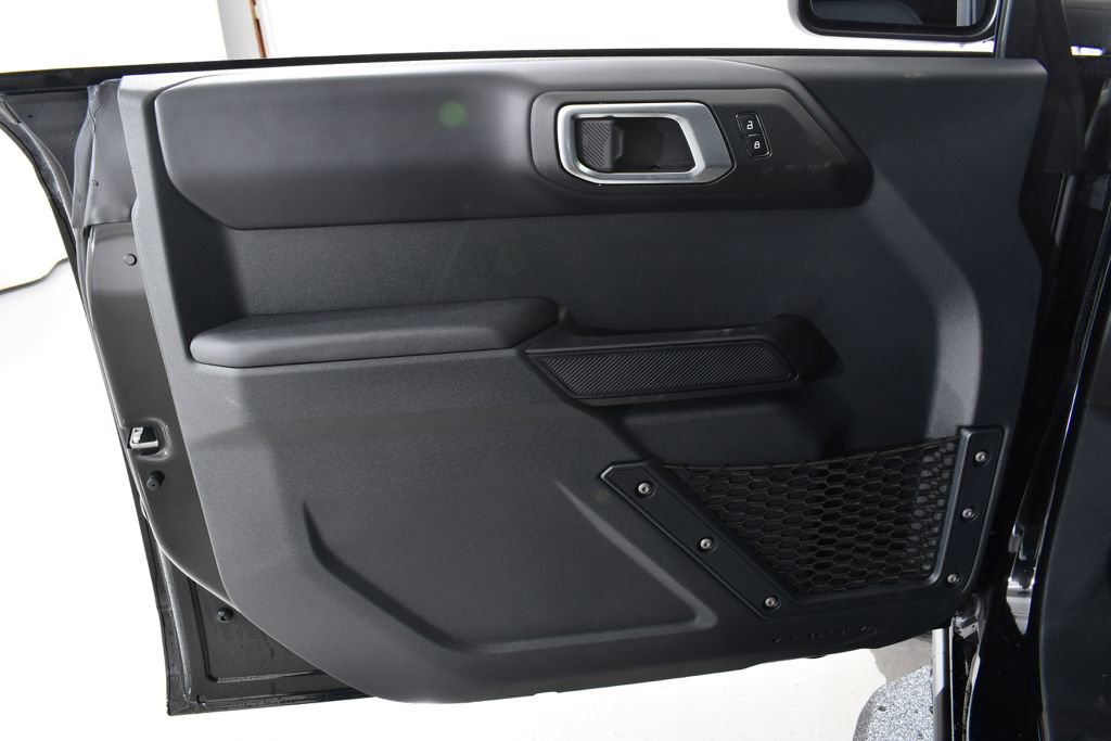 New 2025 Ford Bronco Badlands image 25