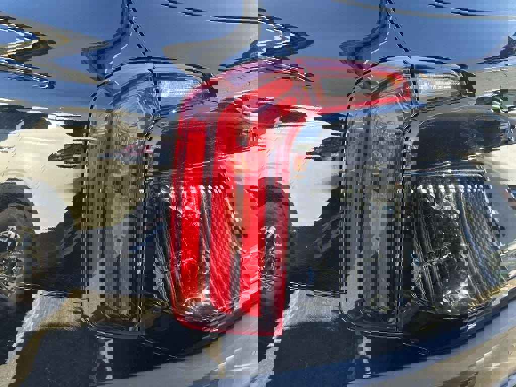 Certified 2022 Kia Telluride EX w/ EX Premium Package image 10