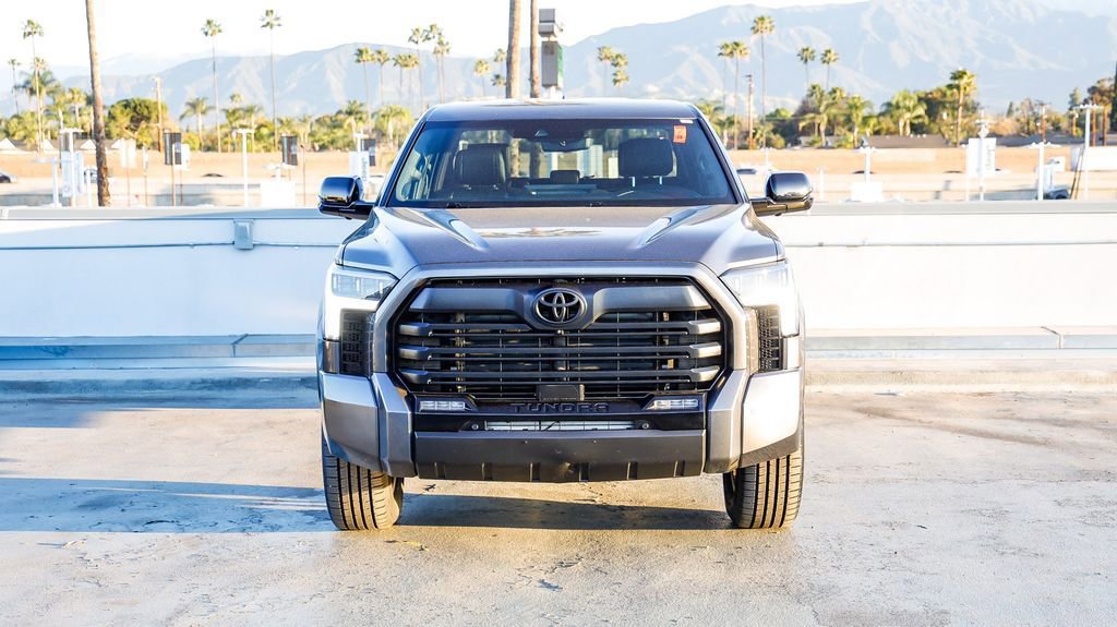 Used 2025 Toyota Tundra Limited image 3