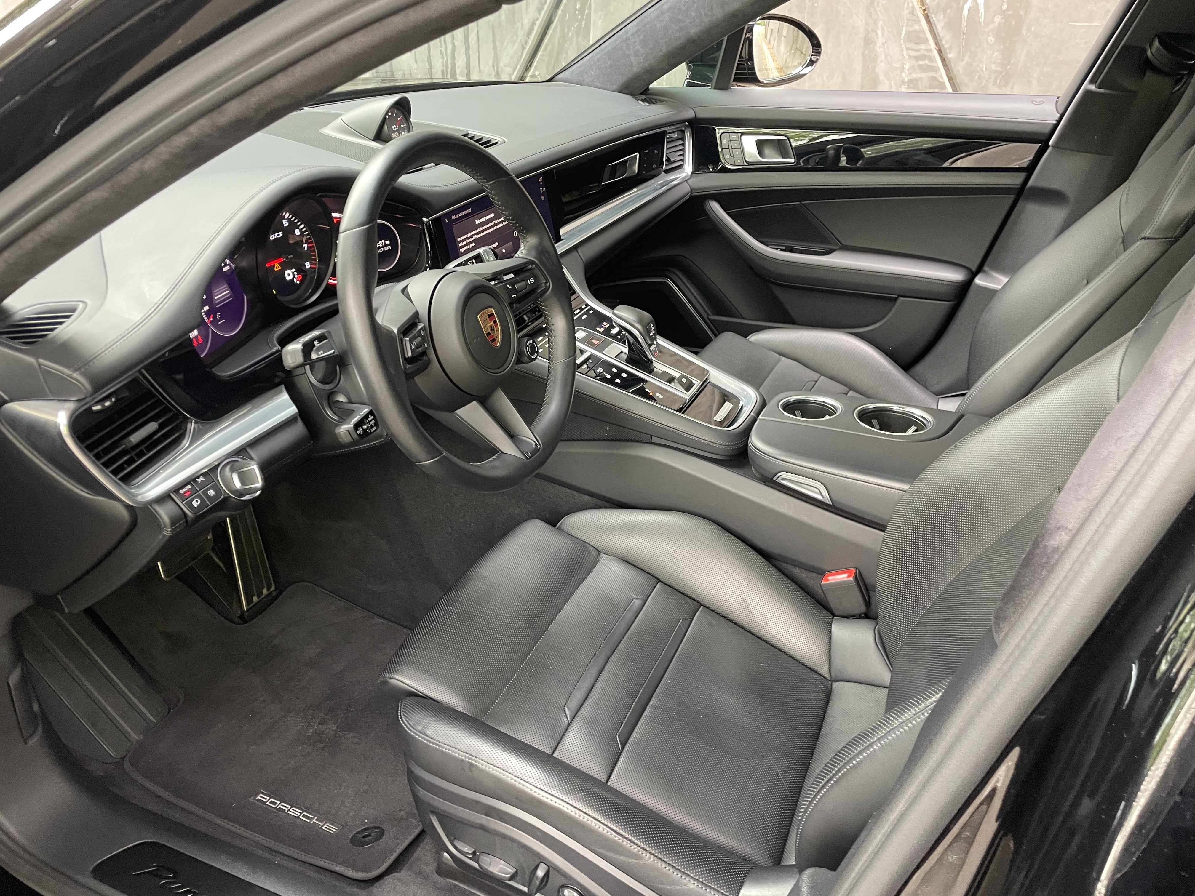 Used 2023 Porsche Panamera GTS AWD/4WD image 14