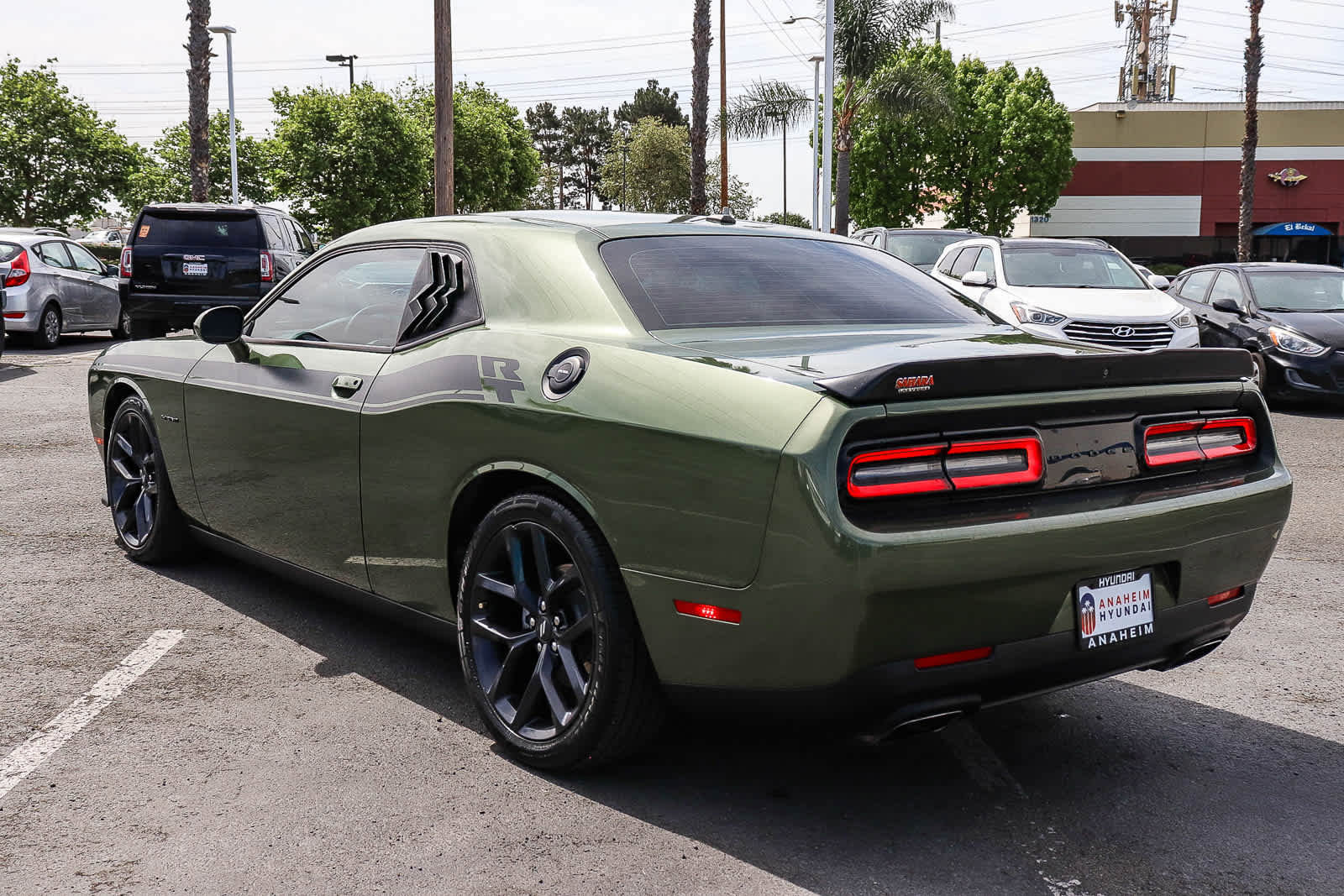 Used 2021 Dodge Challenger R/T w/ Blacktop Package image 8